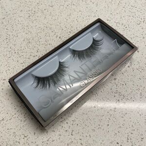 [BNIB] Huda Beauty | Samantha #7 False Lashes